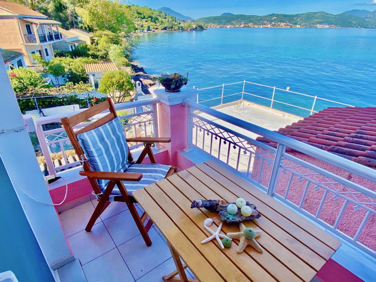 Seafront Villa Ourania Mesongí Exterior foto